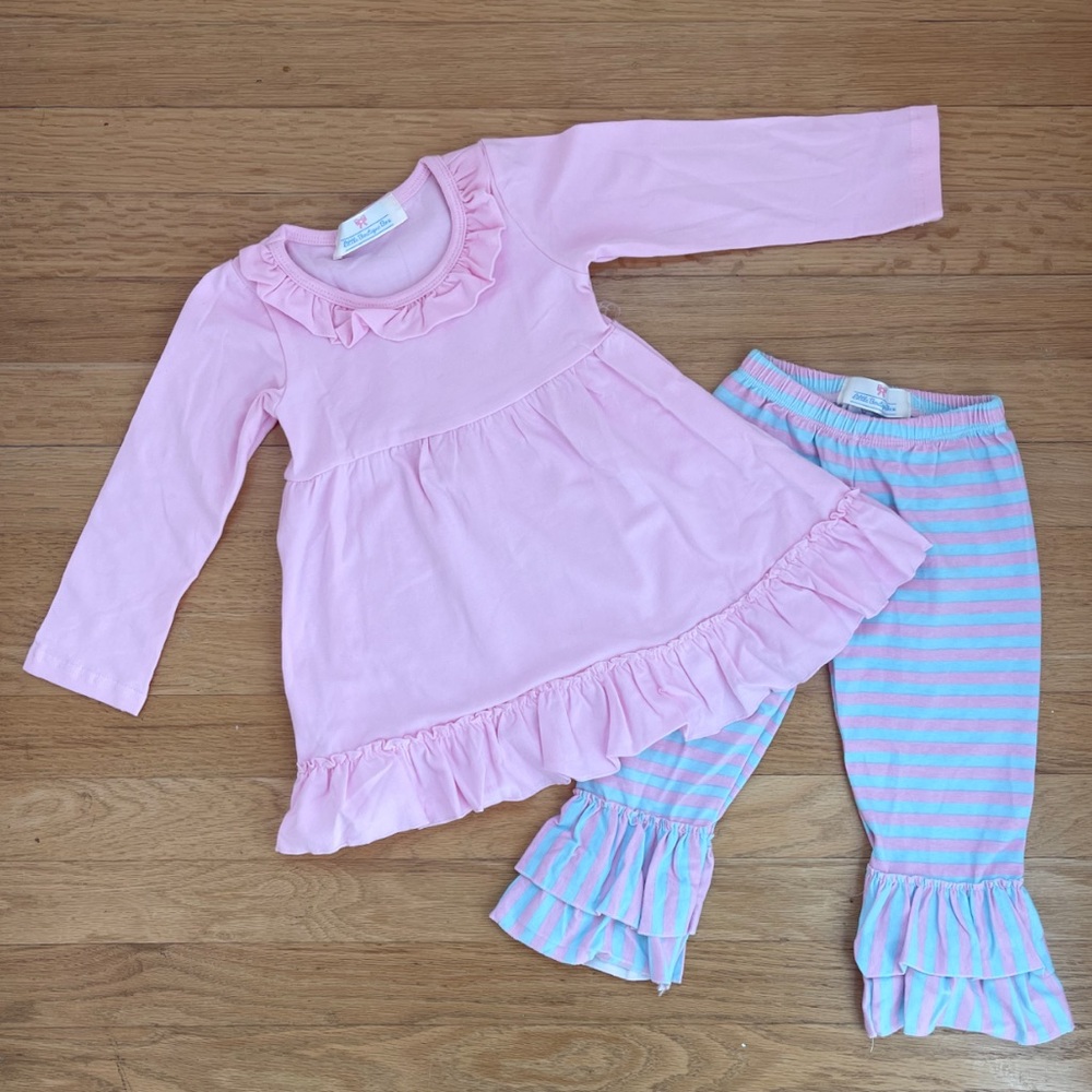 LITTLE BOUTIQUE BOX EUC Pink Ling Sleeve Ruffle Tunic Leggings Set